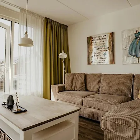 Luxe Waterappartement Met Privé Terras | 6 Personen