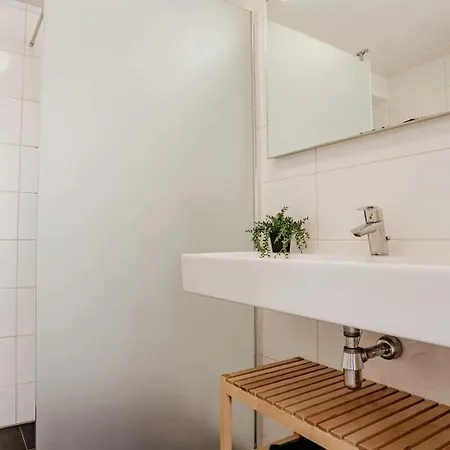 Luxe Waterappartement Met Privé Terras | 6 Personen *
