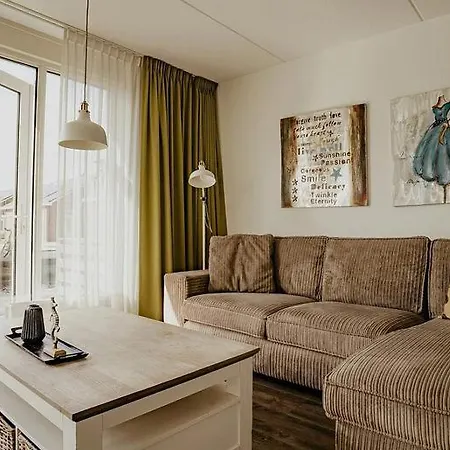 Luxe Waterappartement Met Privé Terras | 6 Personen